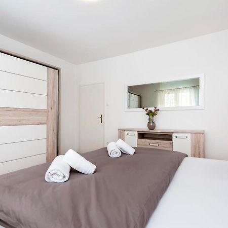 Apartment Ivo روفينج المظهر الخارجي الصورة